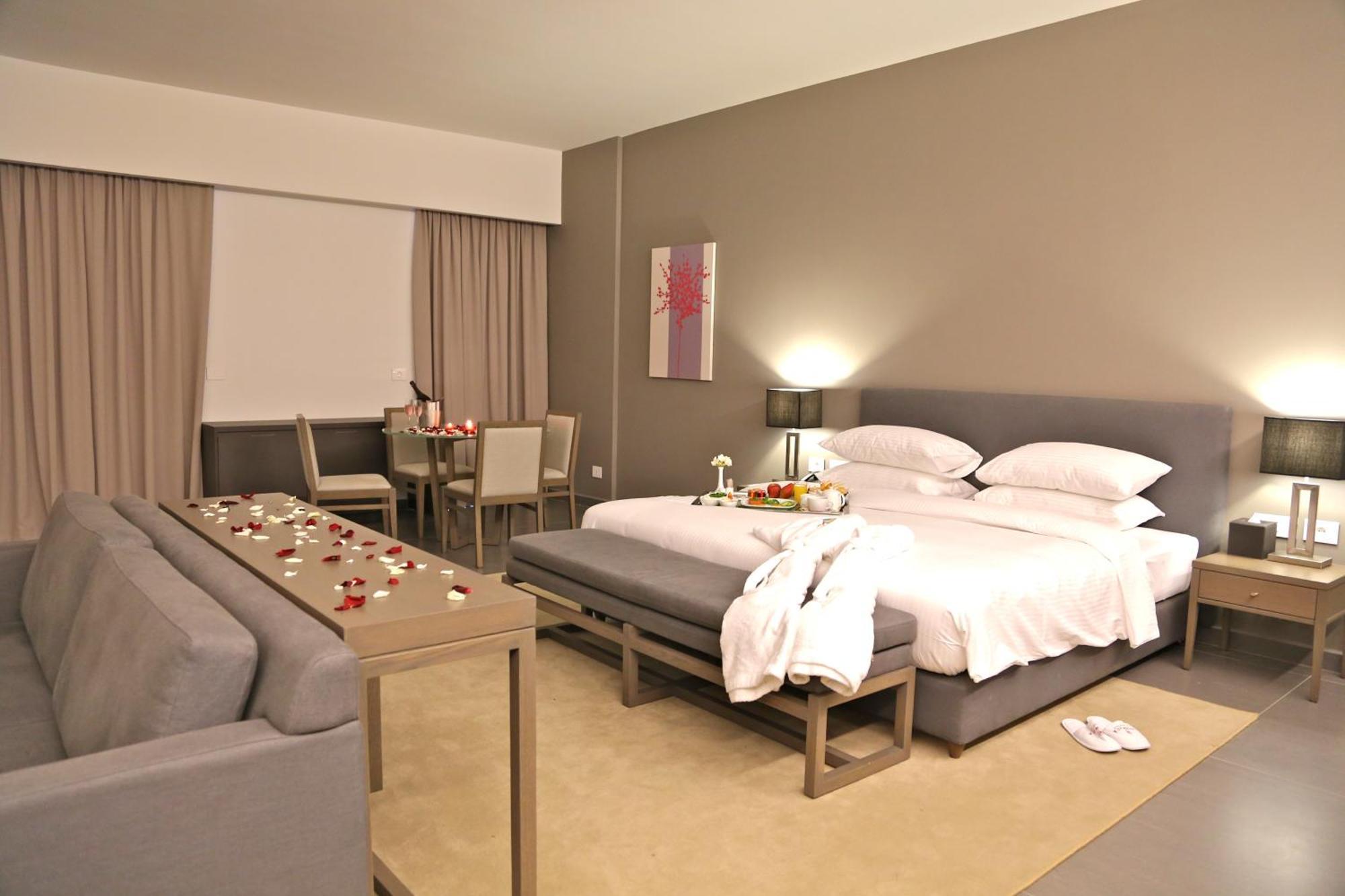 Pangea Beach Resort Джийех Номер фото