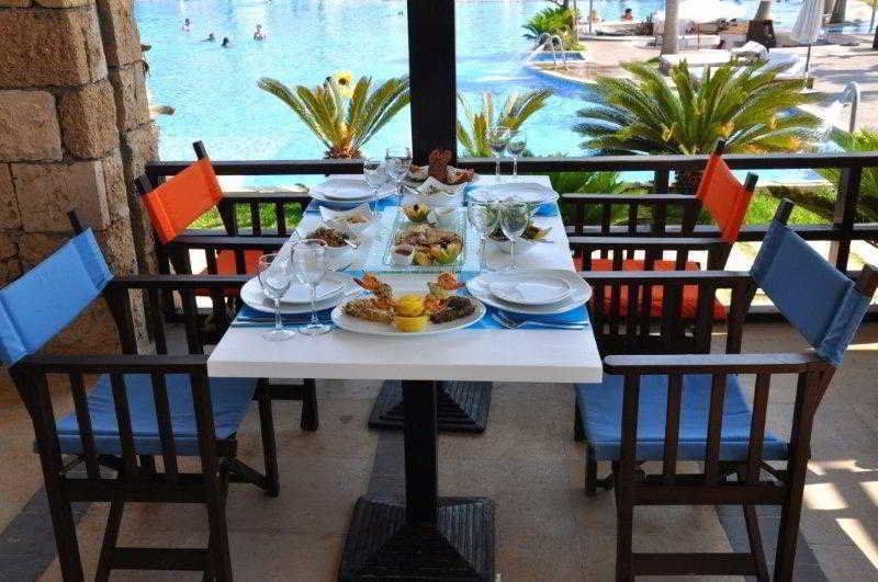 Pangea Beach Resort Джийех Экстерьер фото