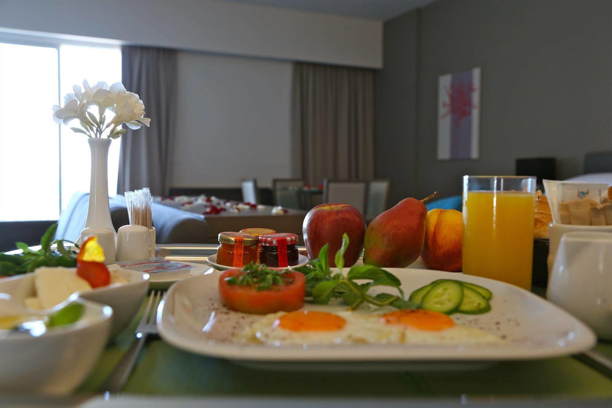 Pangea Beach Resort Джийех Экстерьер фото